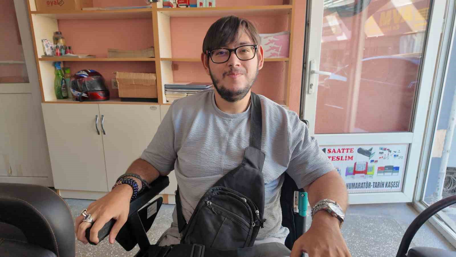 Gediz&rsquo;de engelli gen&ccedil; iş arıyor
