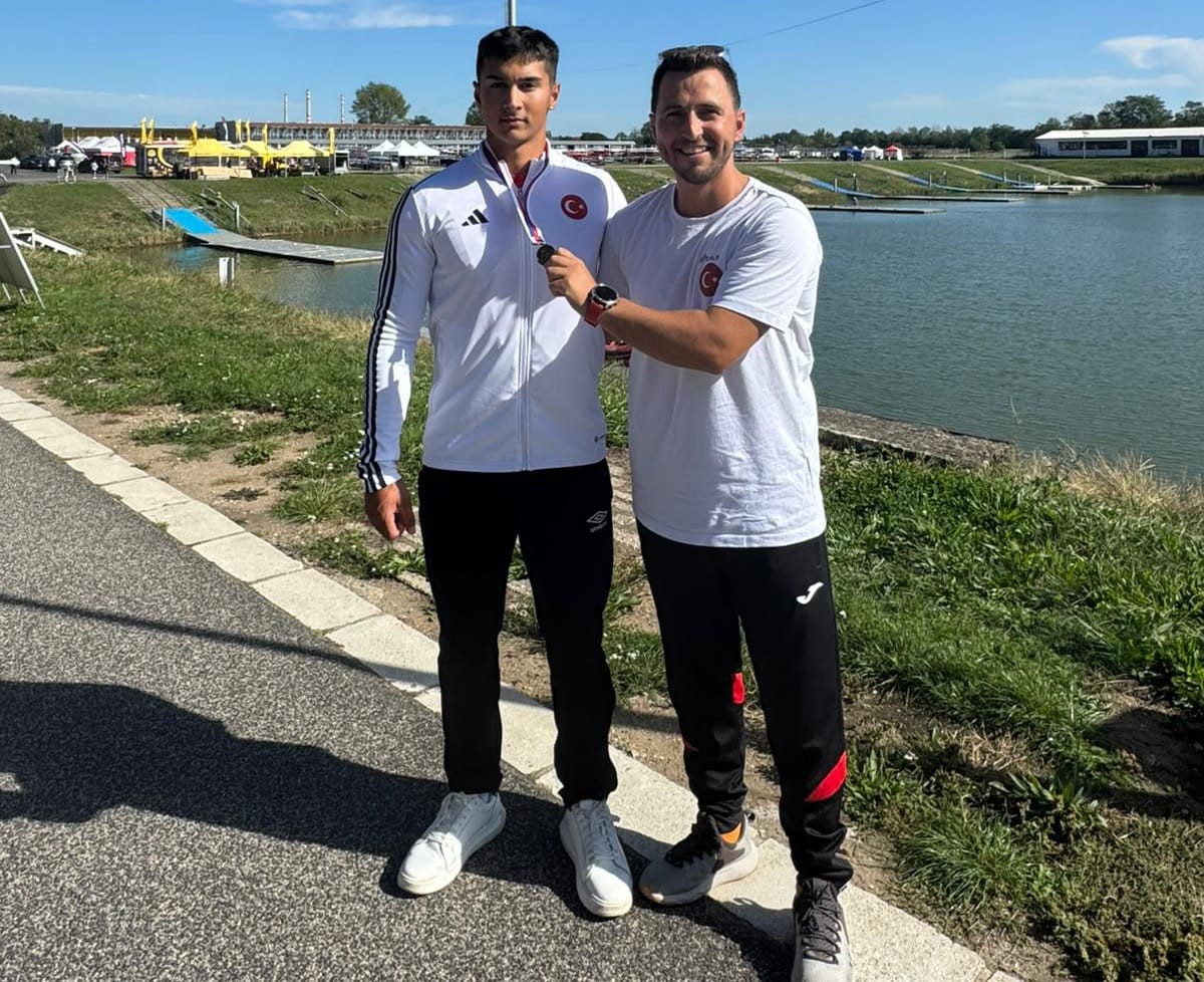 Köyceğizli Karahan’dan çifte şampiyonluk