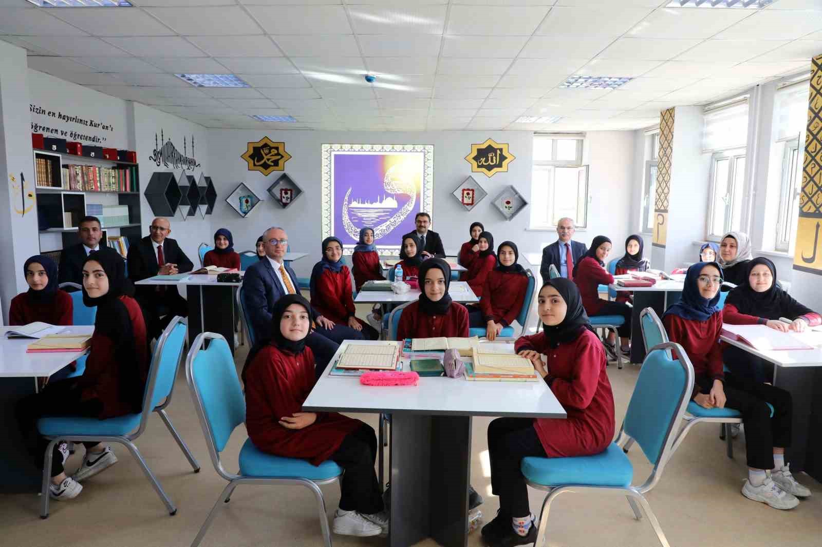 MEB Din Öğretimi Genel Müdürü Dr. Ahmet İşleyen Ağrı’da