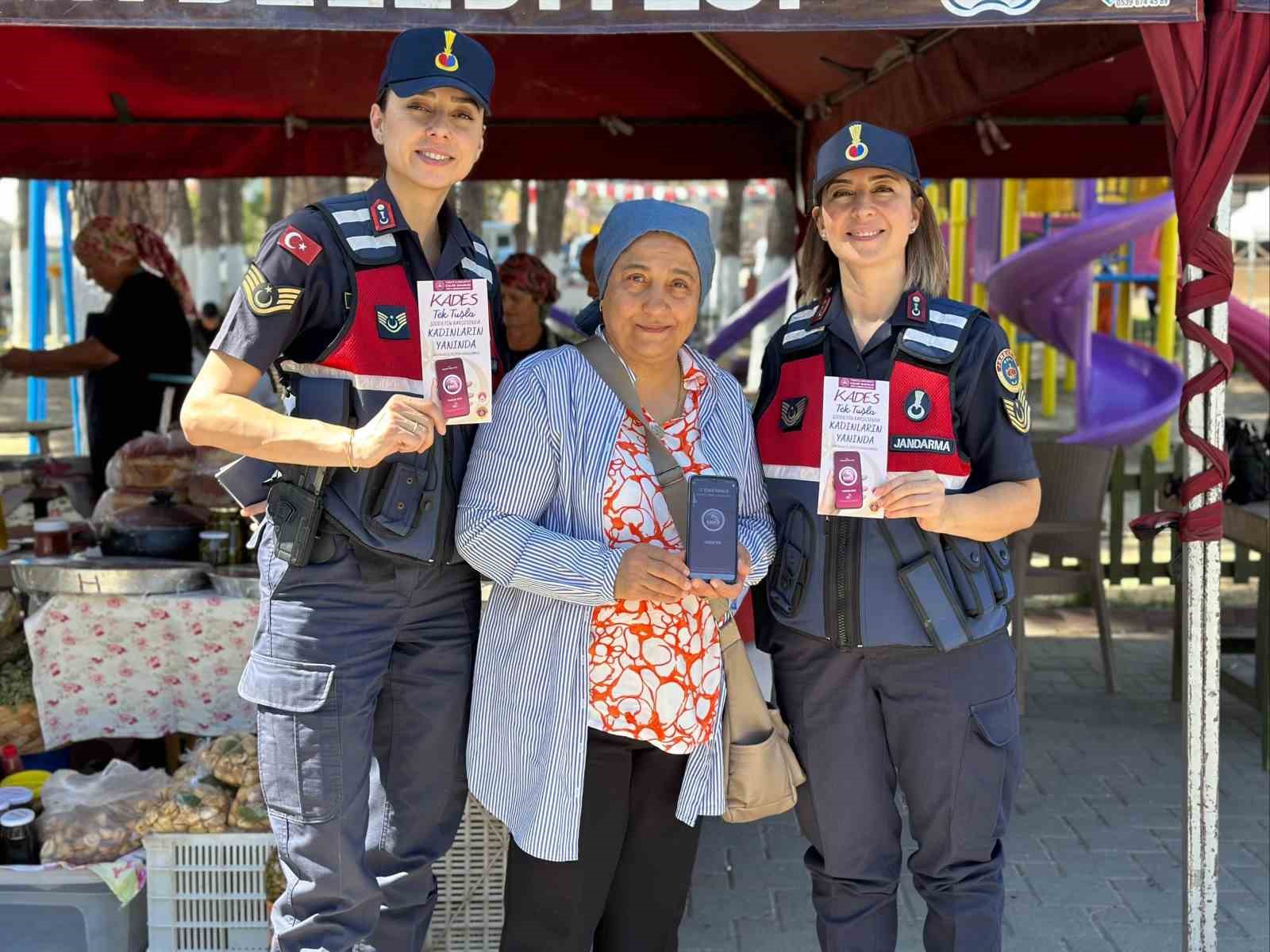 Germencik&rsquo;te &lsquo;kadına şiddete sıfır tolerans&rsquo; standı

