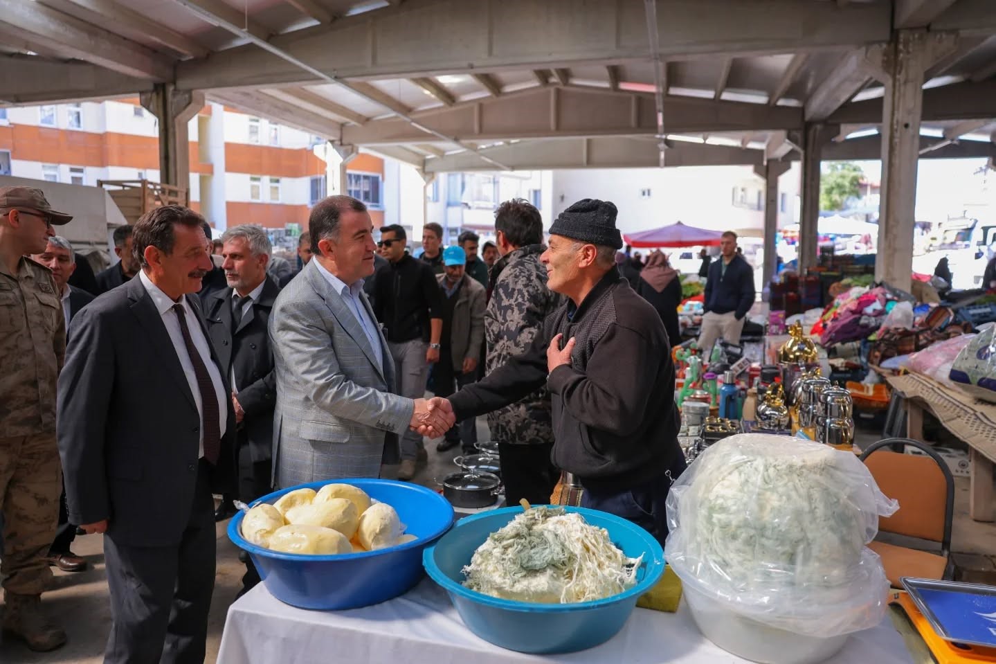 Bayburt&rsquo;ta Ahilik Haftası kutlamaları kapsamında pazar yeri dualarla a&ccedil;ıldı
