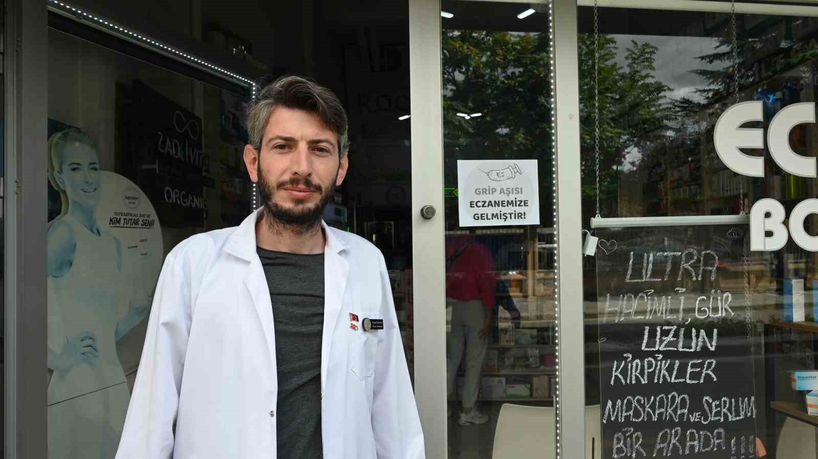 Grip aşıları eczanelerde yerini aldı