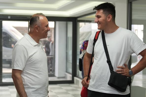 Balıkesir&rsquo;de &uuml;niversite &ouml;ğrencilerine rehberlik ve destek
