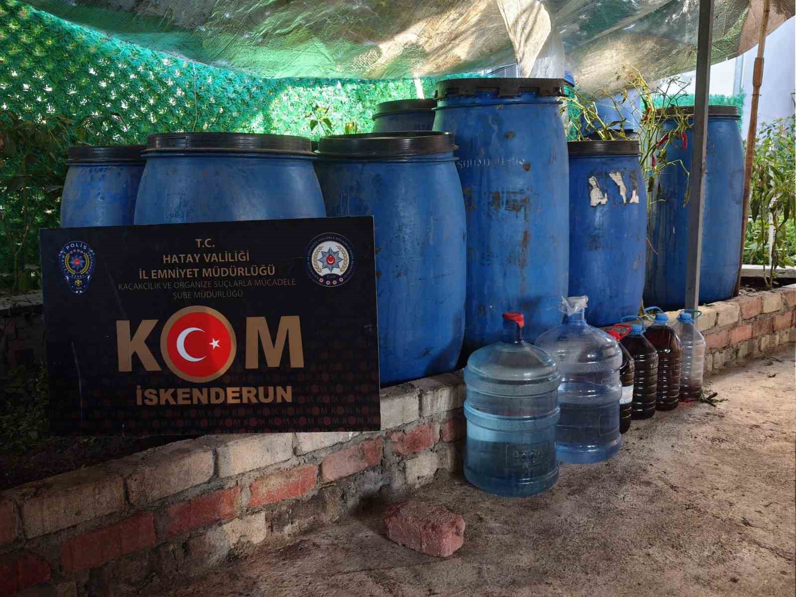 Hatay&rsquo;da bin 250 litre fermente halde sahte i&ccedil;ki ele ge&ccedil;irildi
