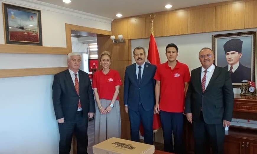 Vezirköprü’den TEKNOFEST’te çifte şampiyonluk