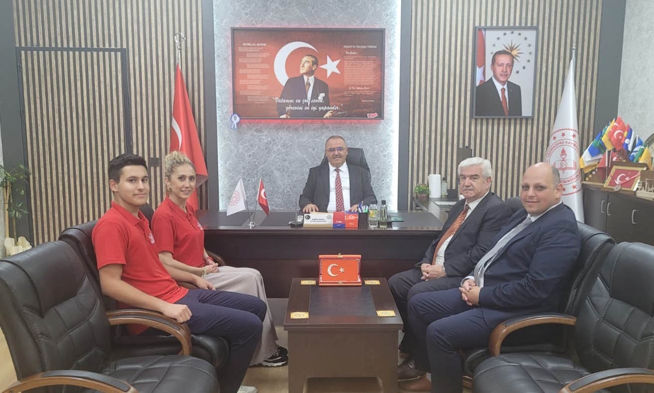 Vezirköprü’den TEKNOFEST’te çifte şampiyonluk