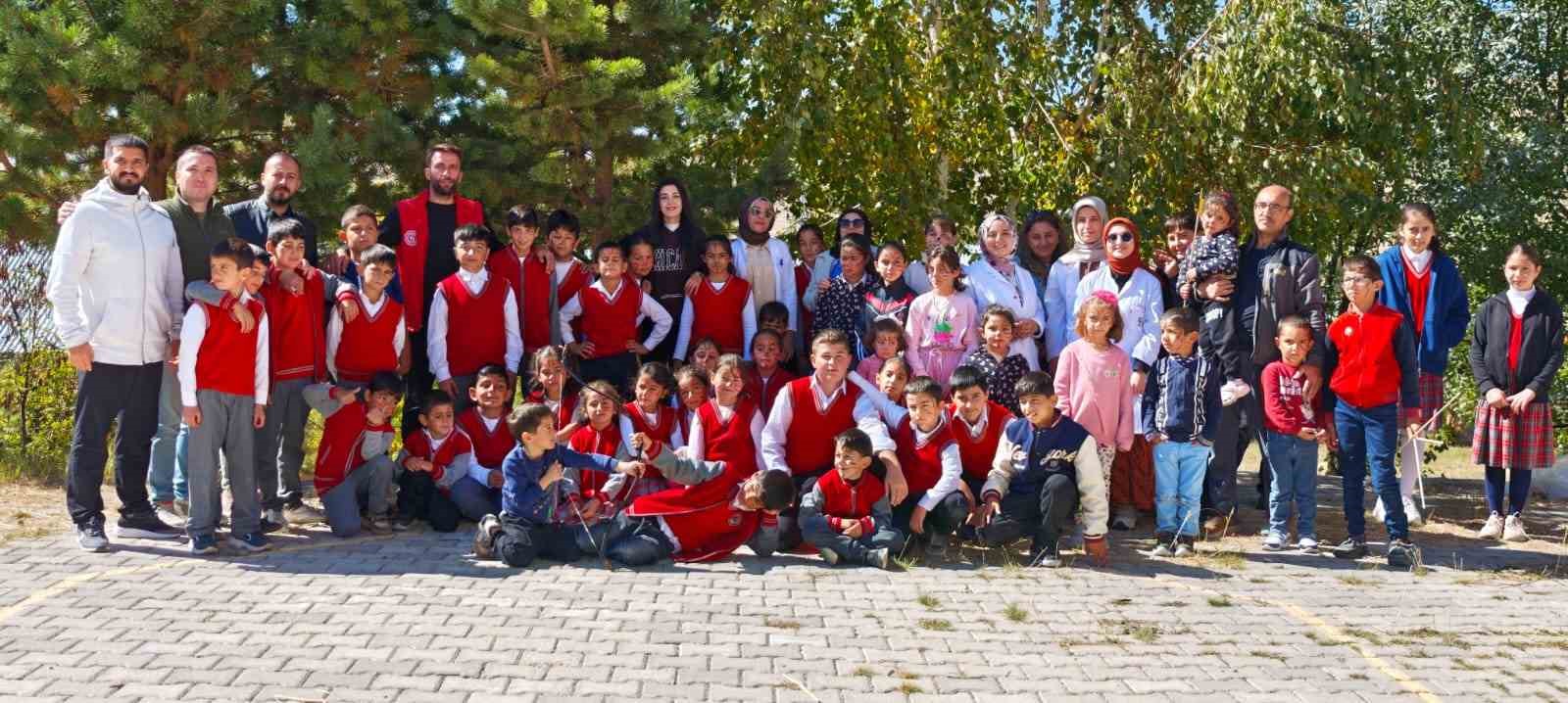 Aşkale Gençlik Merkezi’nden "Ulaşılmadık çocuk kalmasın" projesi