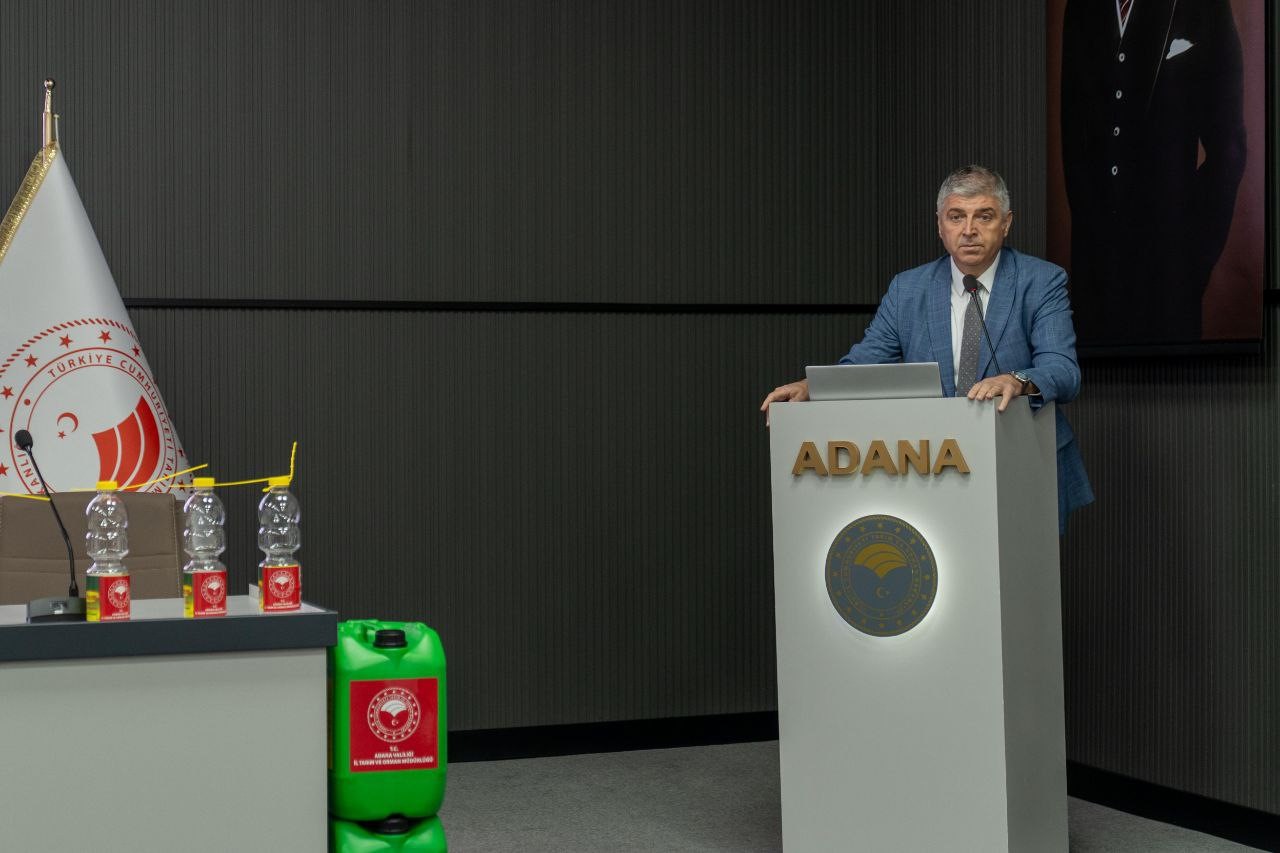 &Uuml;reticiye, Akdeniz meyve sineği tuzağı dağıtıldı
