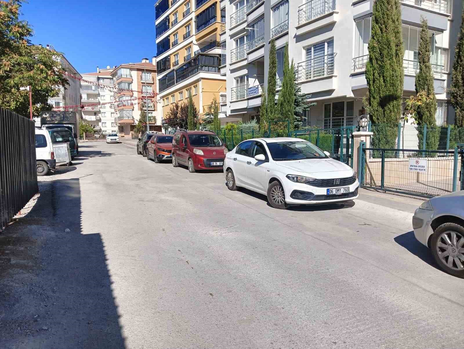 Boşanma aşamasındaki eşinin sevgilisi bıçaklayarak öldüren zanlı gözaltına alındı
