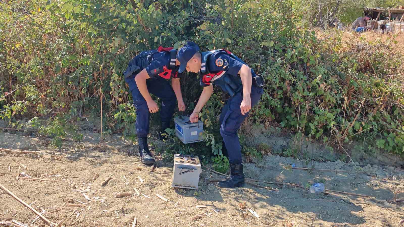 Malkara’da ekskavatör aküsü çalan 3 şüpheli yakalandı
