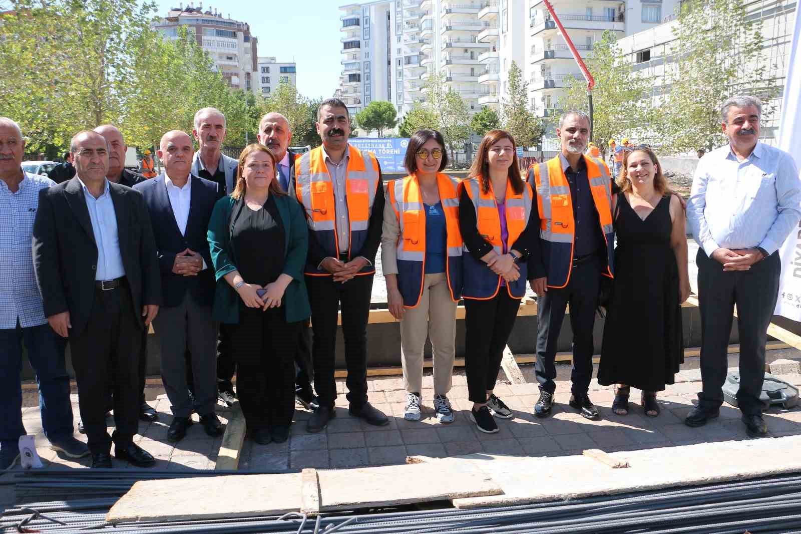 Diyarbakır’da 115 öğrencinin faydalanabileceği kütüphanenin temeli atıldı