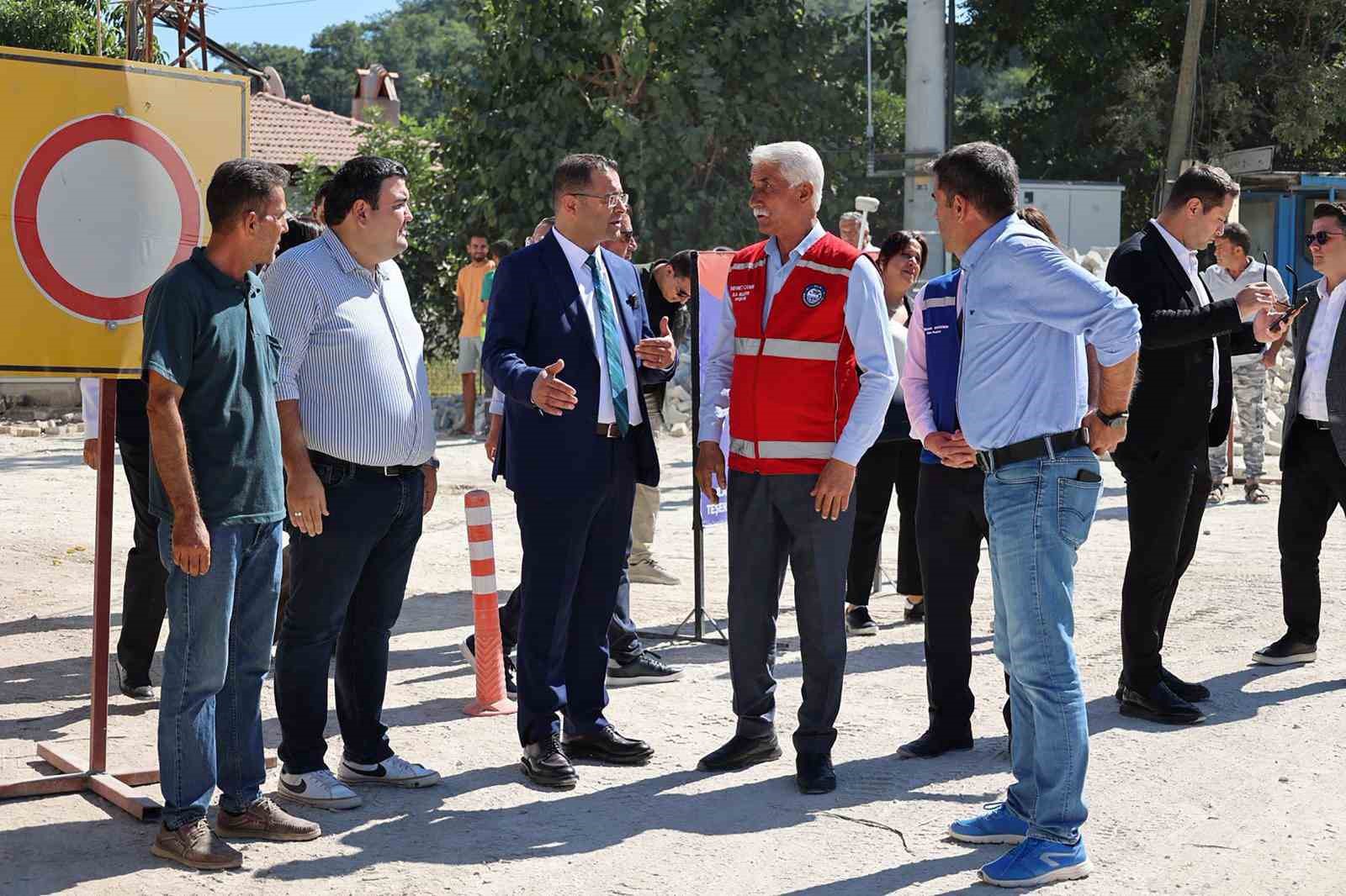 Muğla B&uuml;y&uuml;kşehir&rsquo;den il&ccedil;elere eşit hizmet vurgusu
