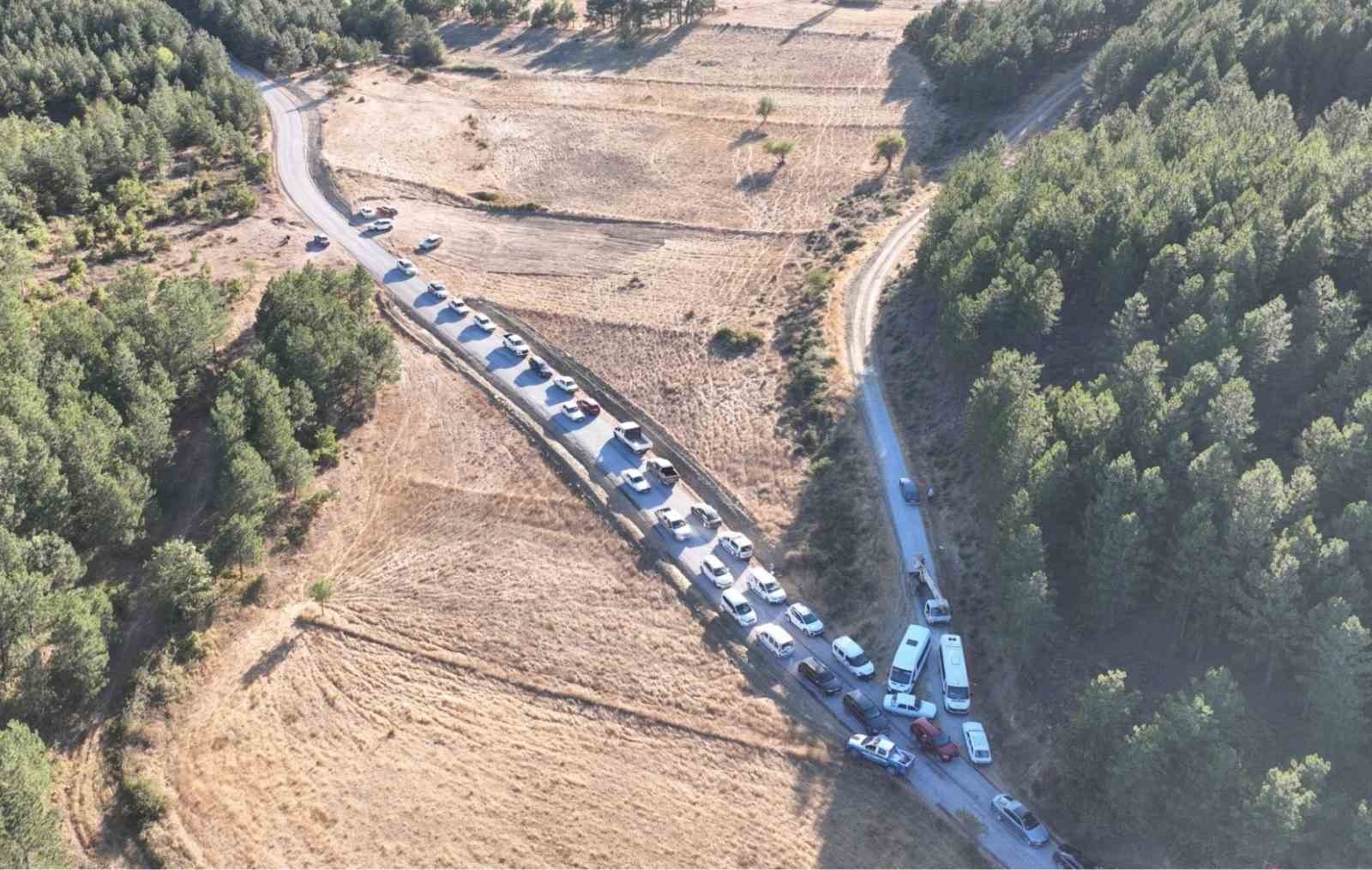 Yılların hayali gerçek oldu, Gördes-Sındırgı yolu asfaltlandı