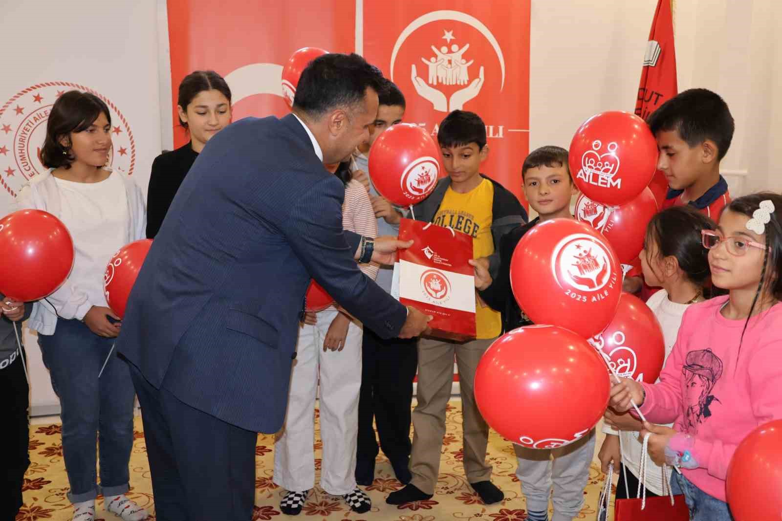 Erzurum’da uluslararası işaret dilleri günü farkındalık programı düzenlendi