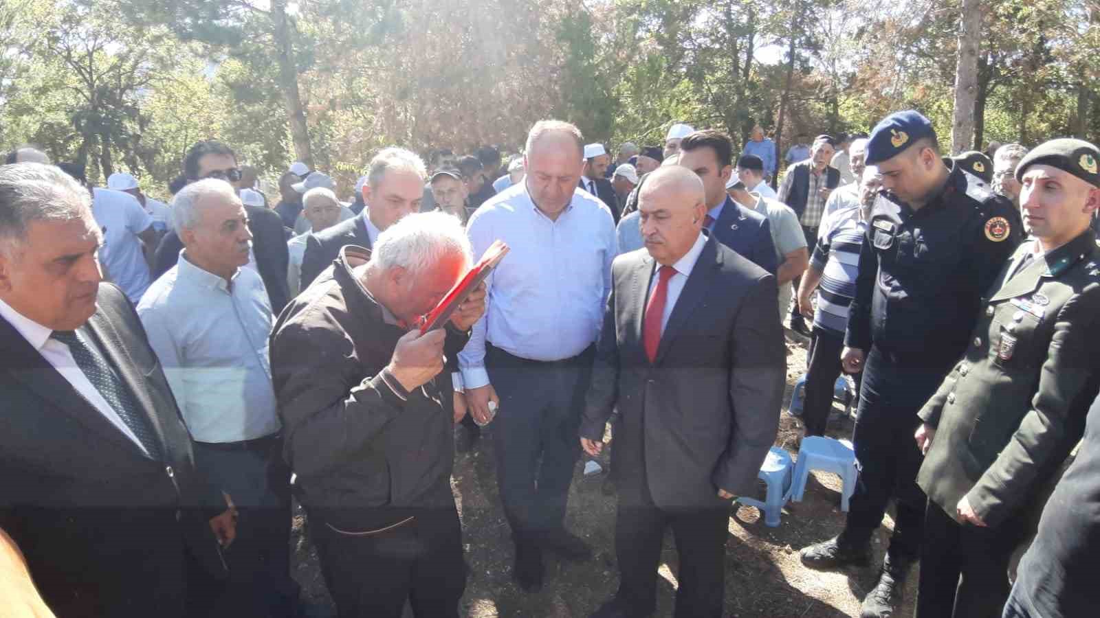 Yangın faciasında yürek yakan detay: "Babam anneme sarılmış, öyle kalmış"
