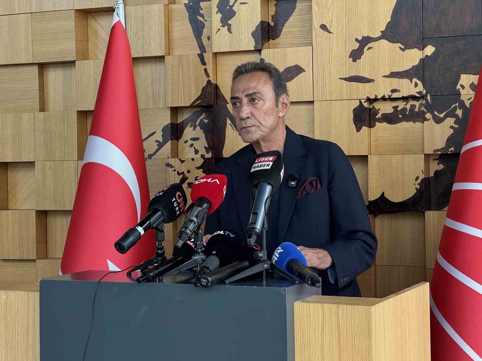 CHP’den ihracı istenen eski İl Başkanı Berhan Şimşek: "Bu partiyi mahkeme koridorlarına, pavyon masalarına biz mi düşürdük"