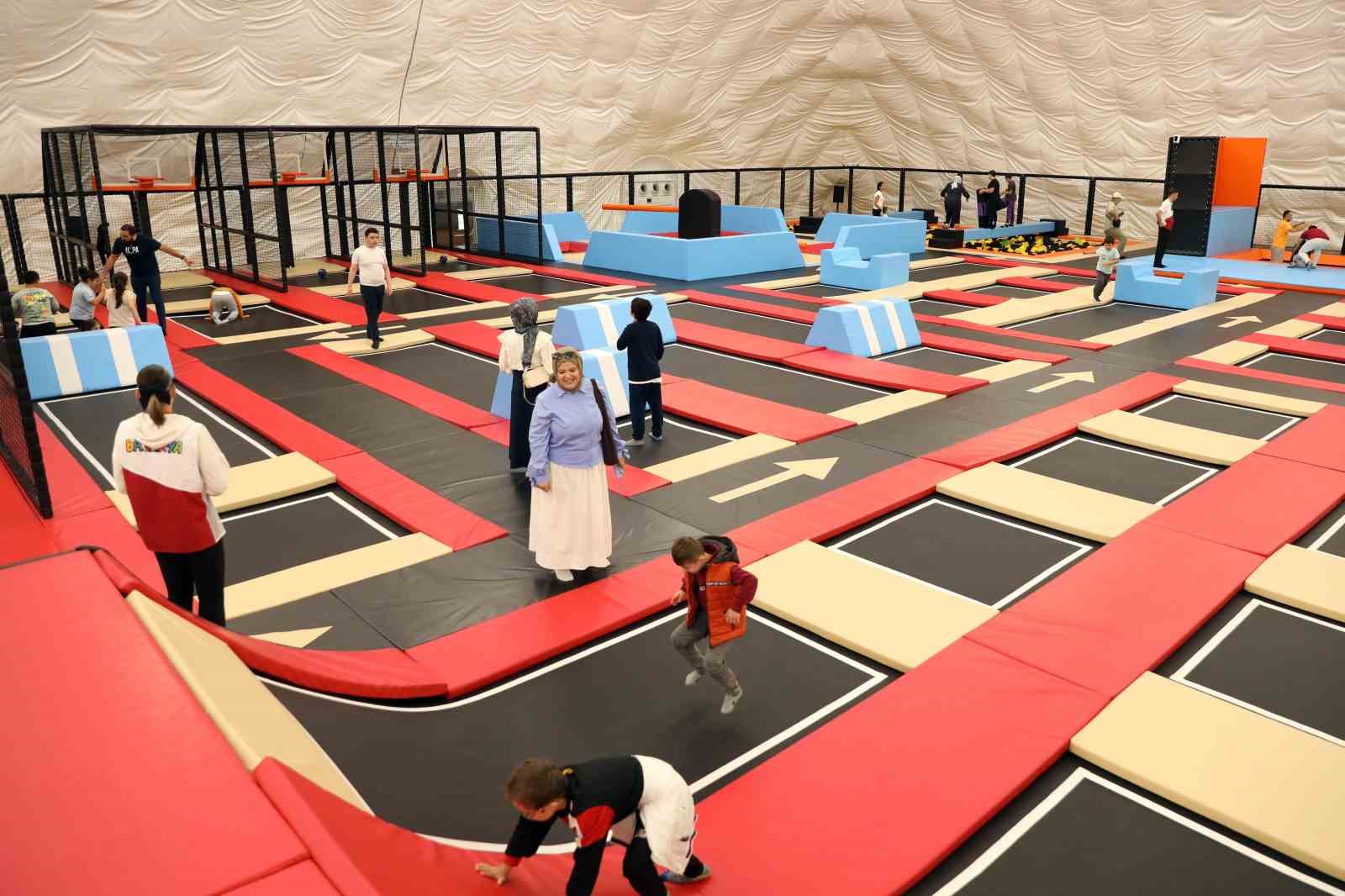 Balonya özel misafirlerini ağırladı