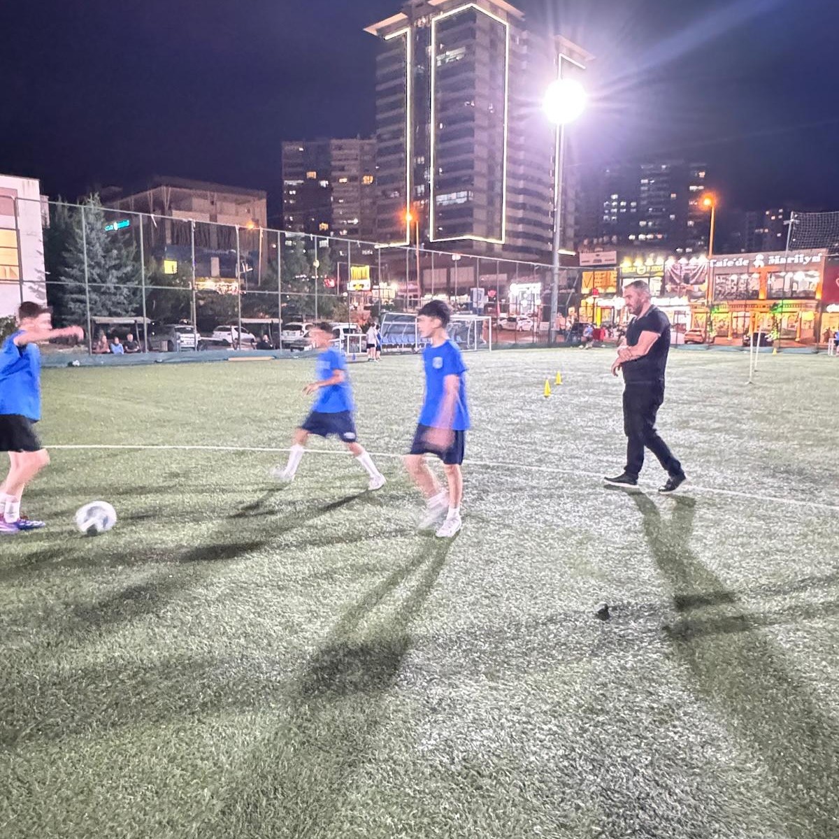 Pursaklar Belediye Başkanı Çetin’den sporculara anlamlı ziyaret