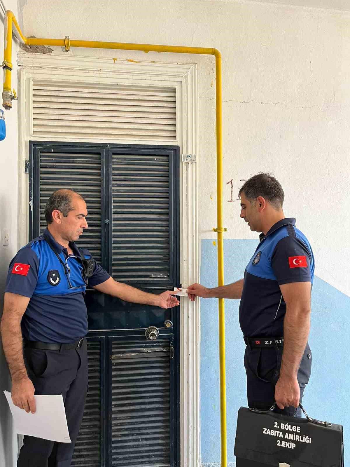 Fuhuş yapılan 11 adres m&uuml;h&uuml;rlendi
