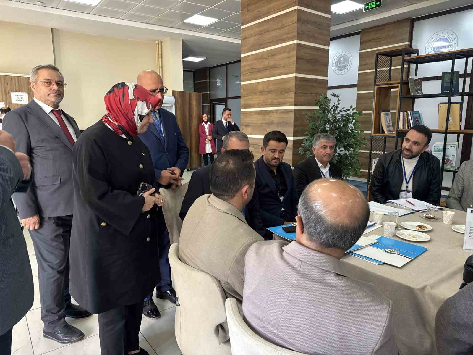 Ağrı’da imam hatip okulları için strateji çalıştayı yapıldı