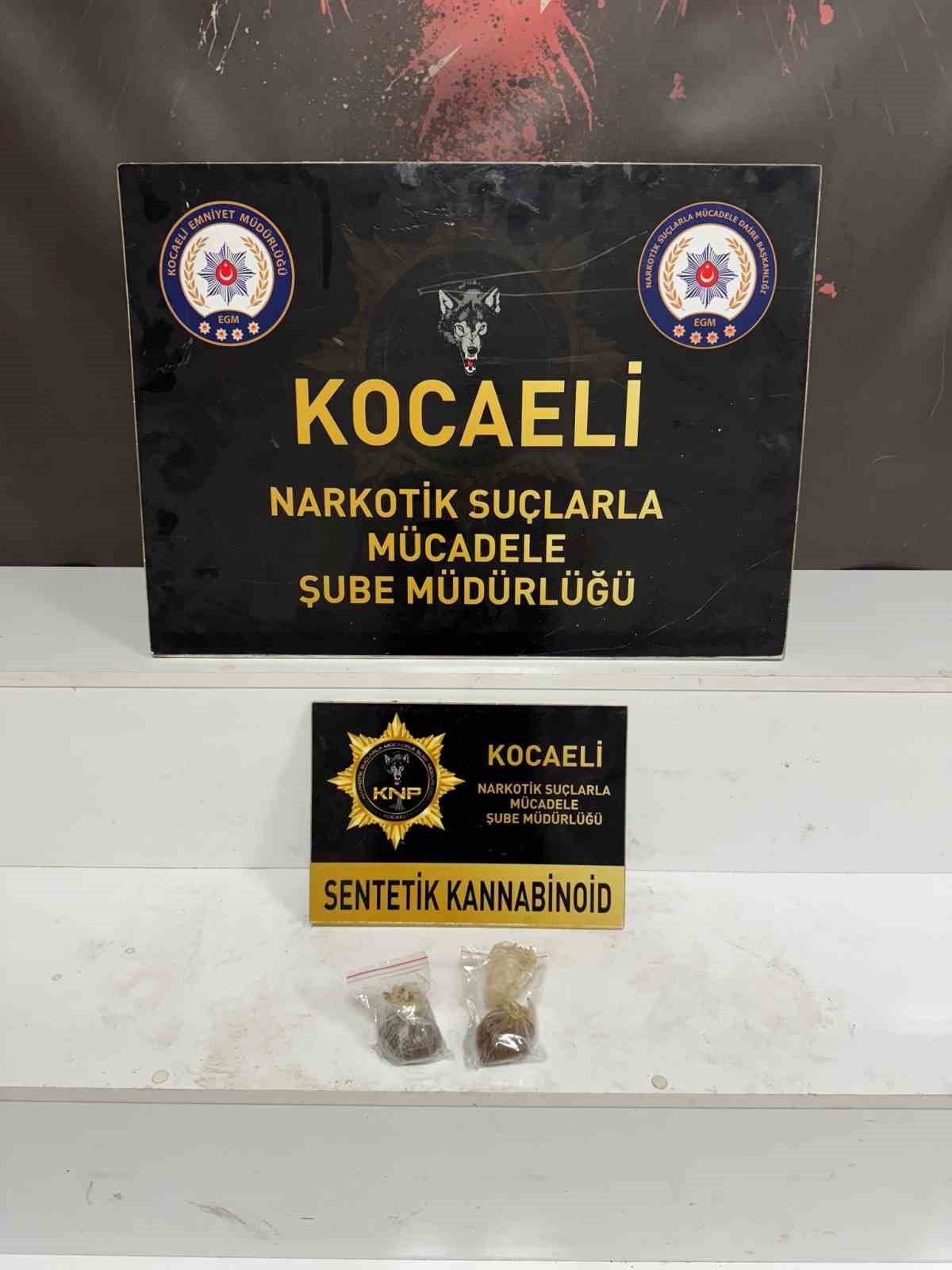 Narkotik ekiplerinden operasyon: 500 gram metamfetamin ele geçirildi