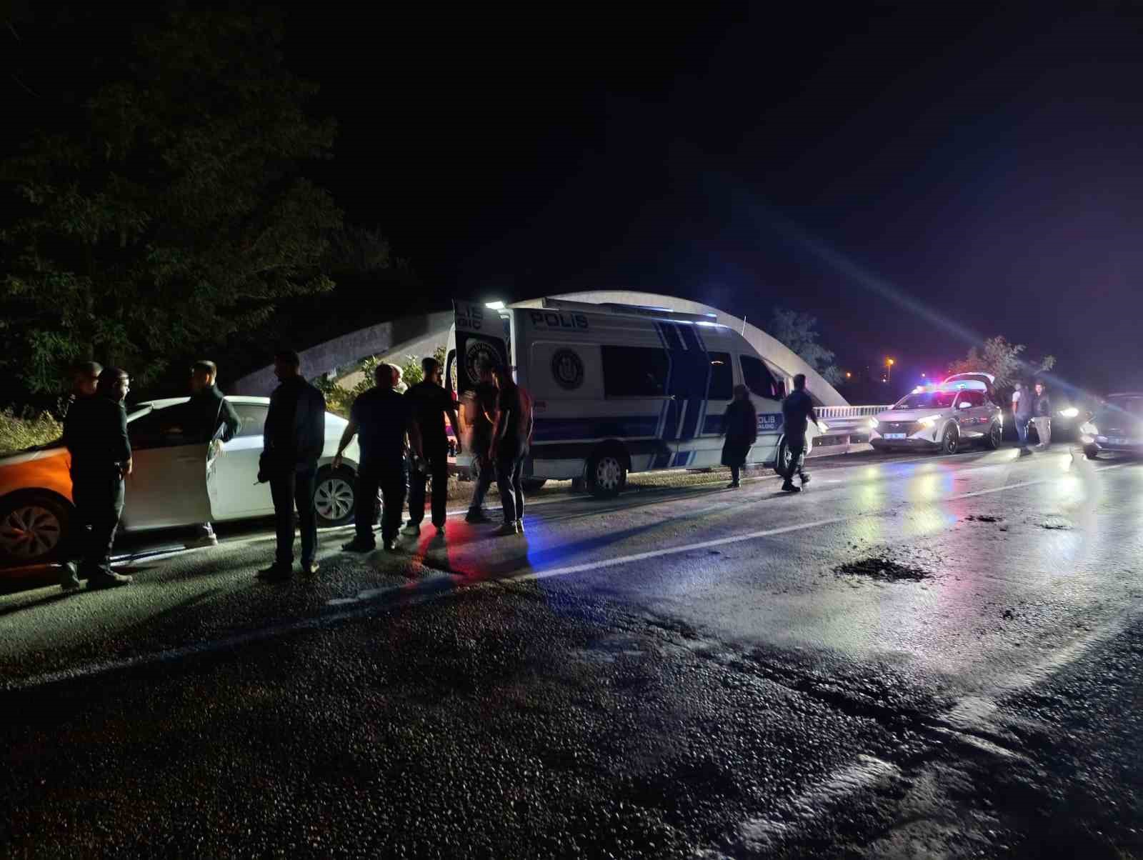 Köprüden düşen şahıs hayatını kaybetti