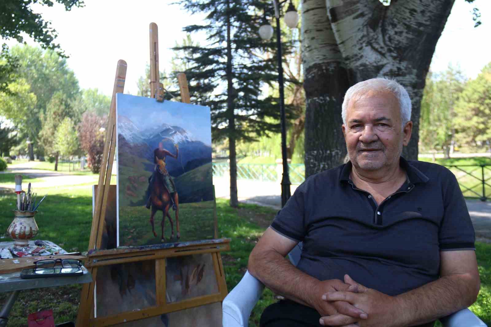 Ressamı şaşırtan karga