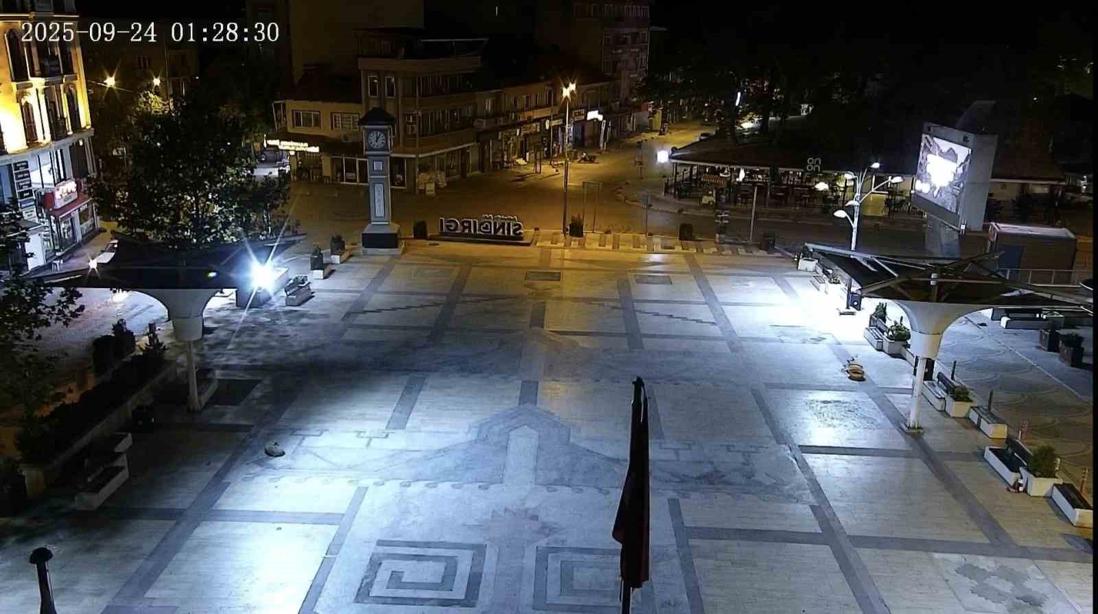 Sındırgı depremi kamerada