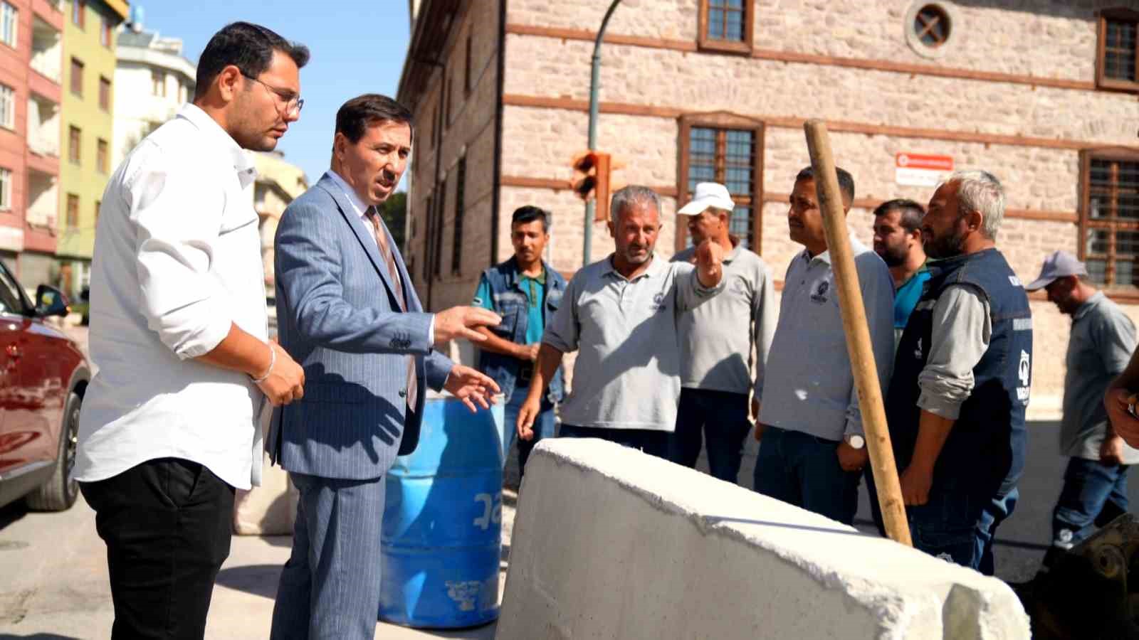 Karatay Belediyesi Karakayış Caddesi&rsquo;nde sıcak asfalt &ccedil;alışmalarını tamamladı
