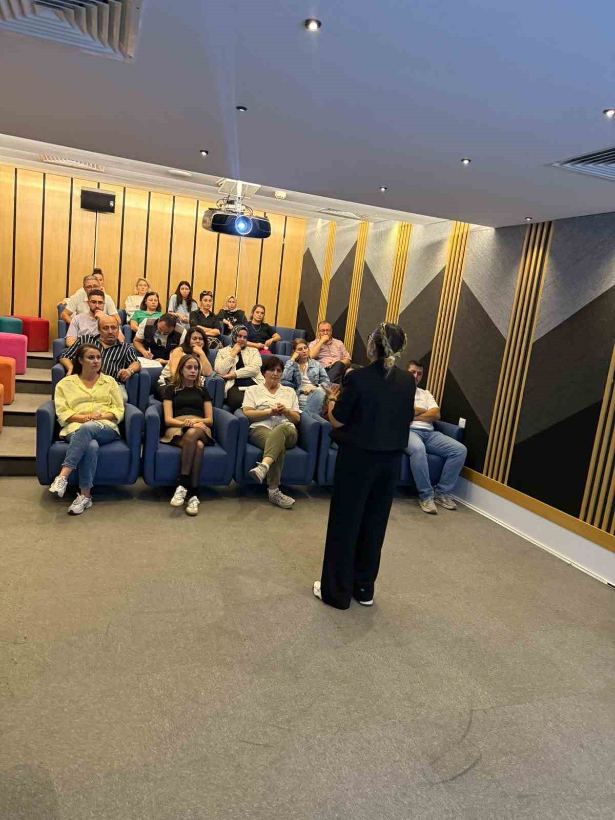 2025 Aile Yılı kapsamında &rsquo;Bilgilenirken Medya&rsquo; eğitimi ger&ccedil;ekleştirildi
