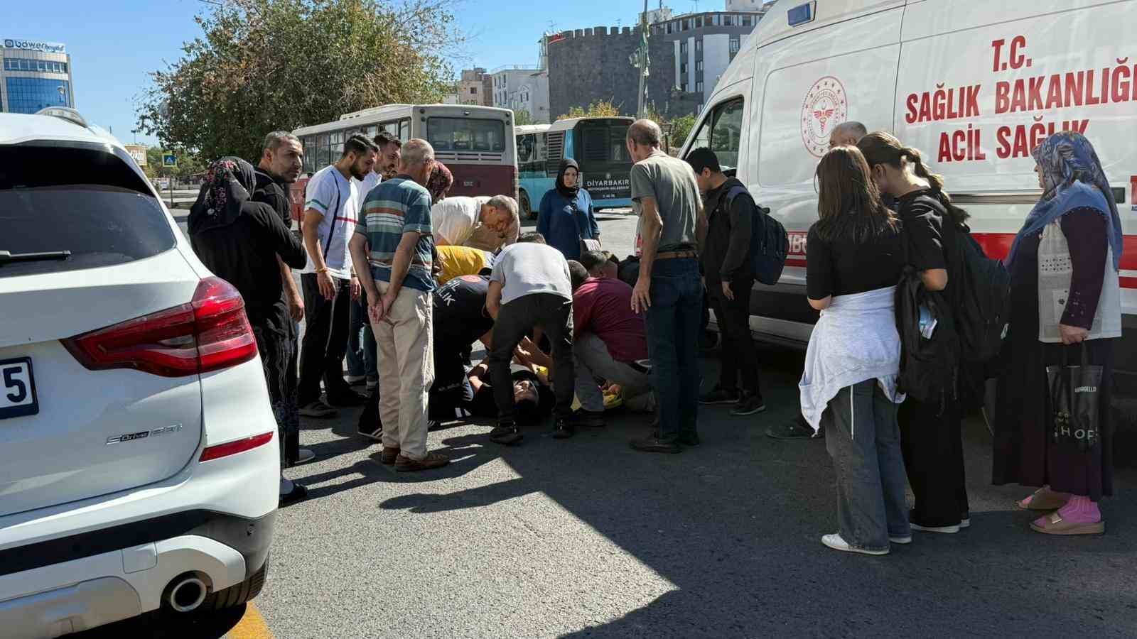 Otomobilin çarptığı yaya ağır yaralandı
