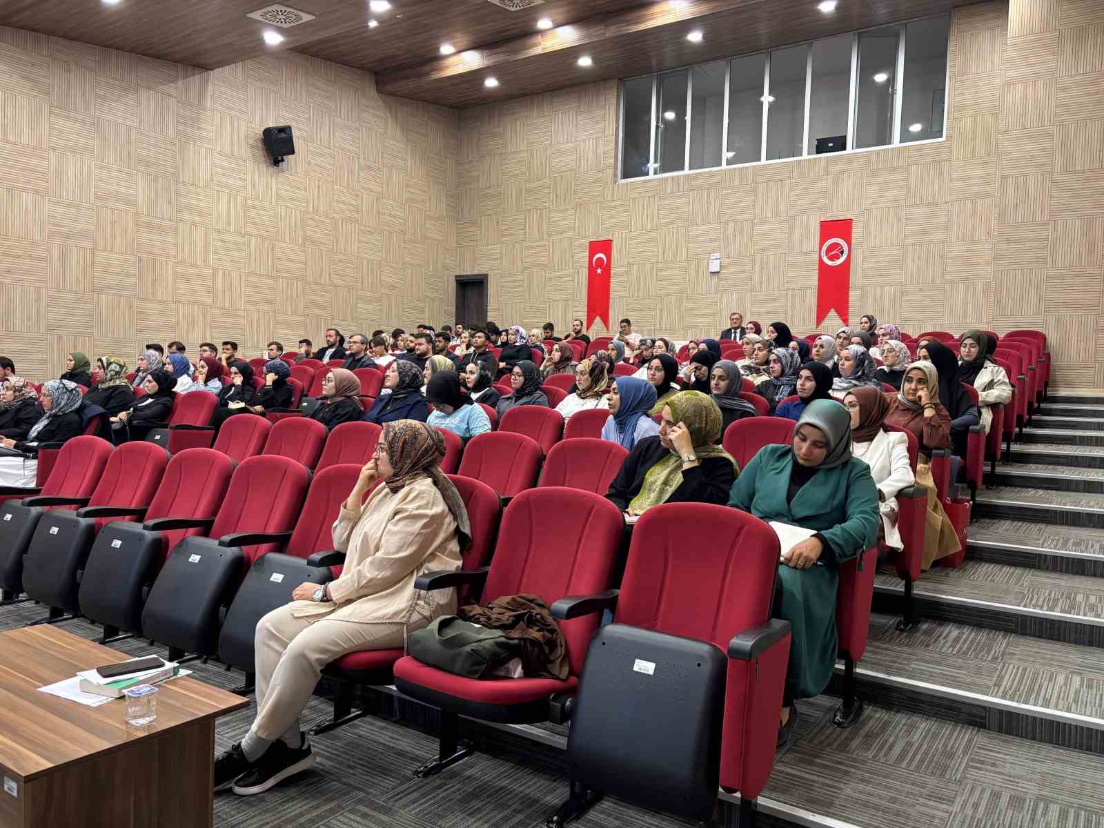 Kastamonu Üniversitesi İlahiyat Fakültesi’nde açılış dersi: "Filistin ve Gazze"