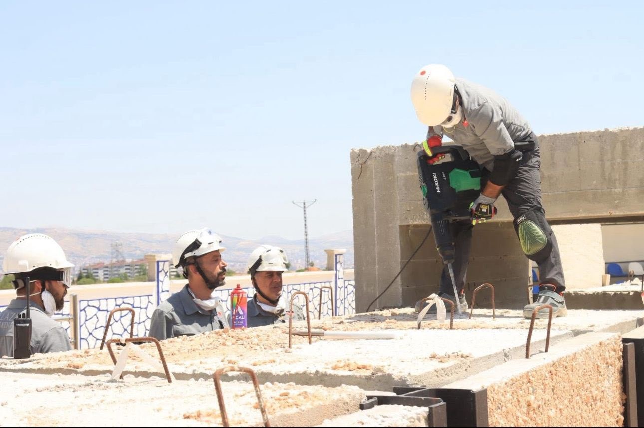 Elazığ’da arama kurtarma eğitimleri sürüyor