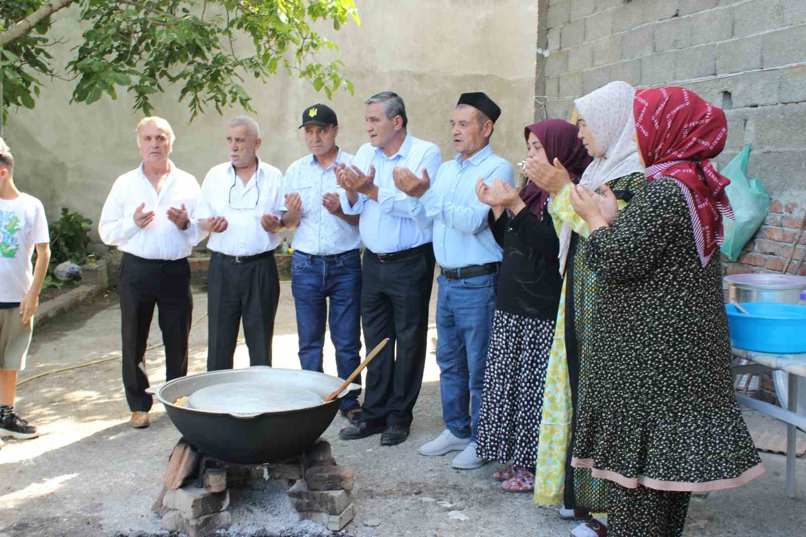 Zonguldak’ta Özbek pilavlı düğün