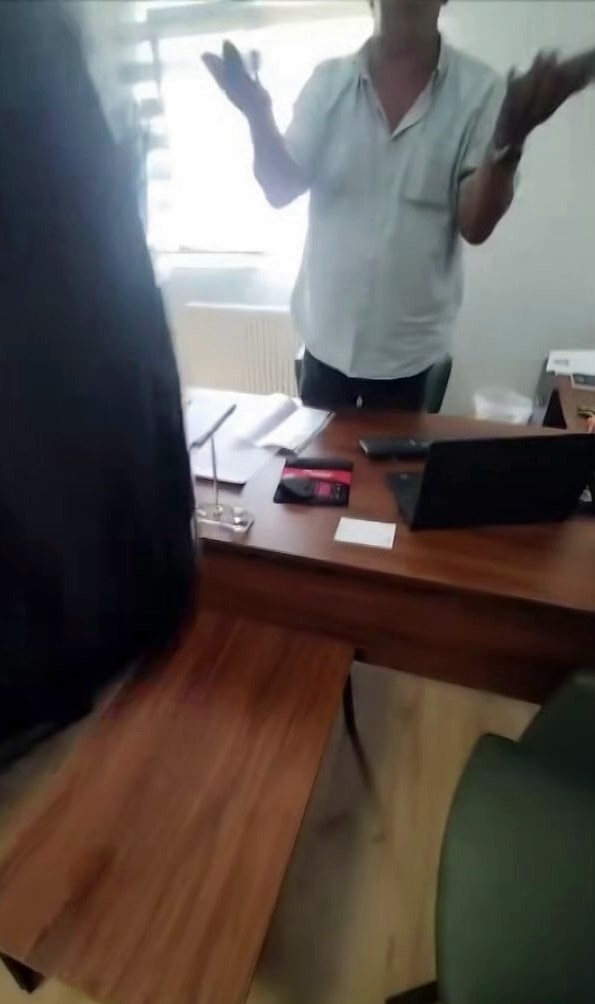 Şantiye şefinin üzerine kaynar su döken kadın tutuklandı
