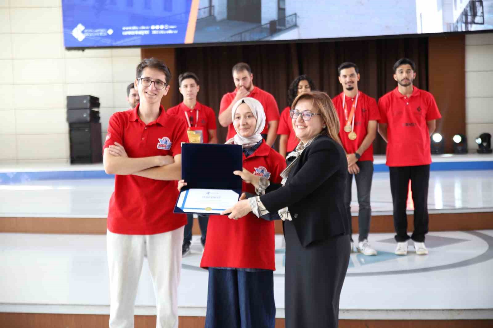 HK&Uuml;&rsquo;de 2025-2026 Eğitim - &Ouml;ğretim yılı oryantasyon programı ile başladı
