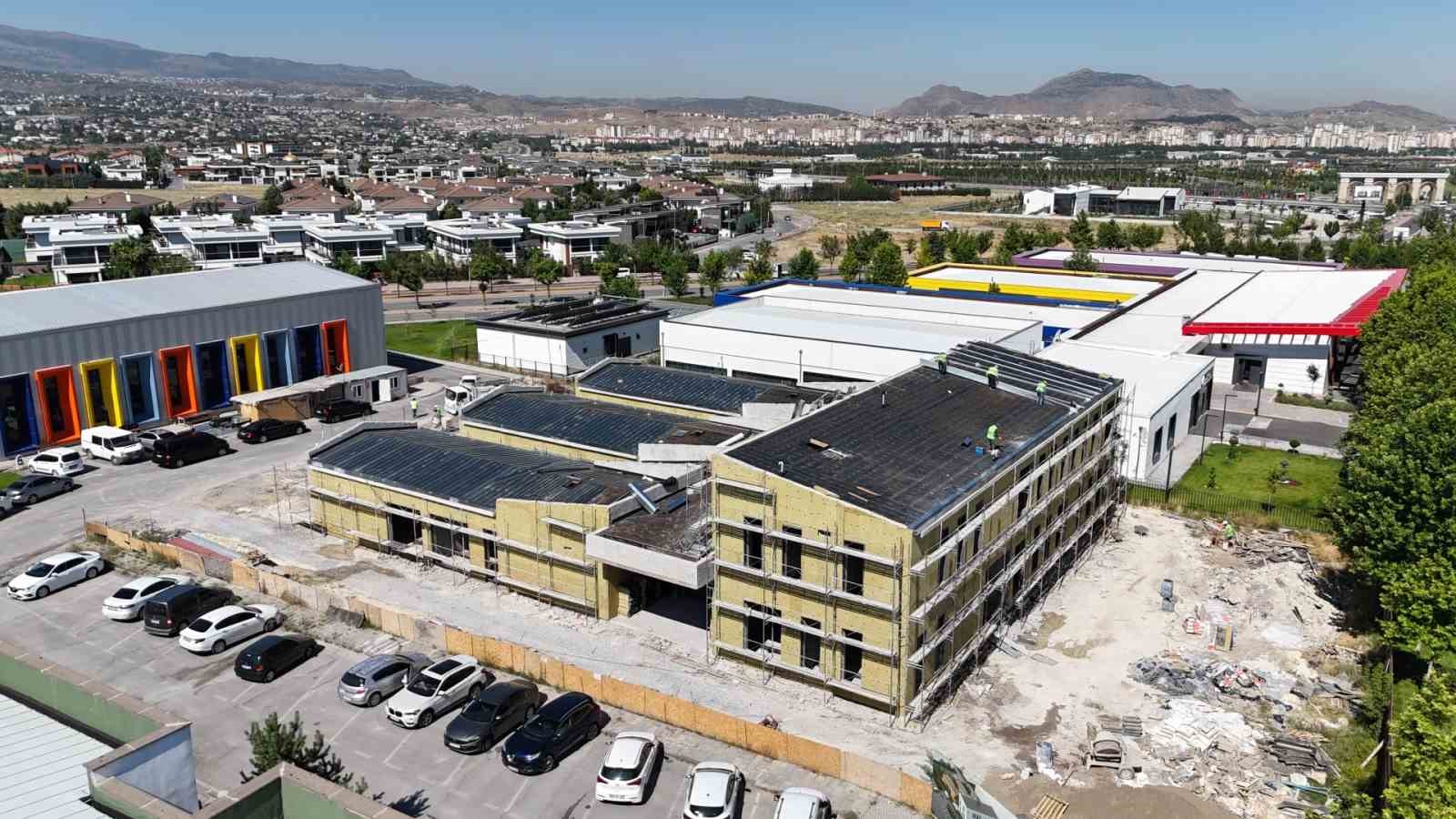 B&uuml;y&uuml;kşehirin Alzheimer Merkezi projesi i&ccedil;in hizmet modeli masaya yatırıldı
