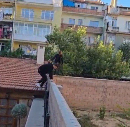 Cezaevi firarisinin yakalandığı anlar kameraya yansıdı
