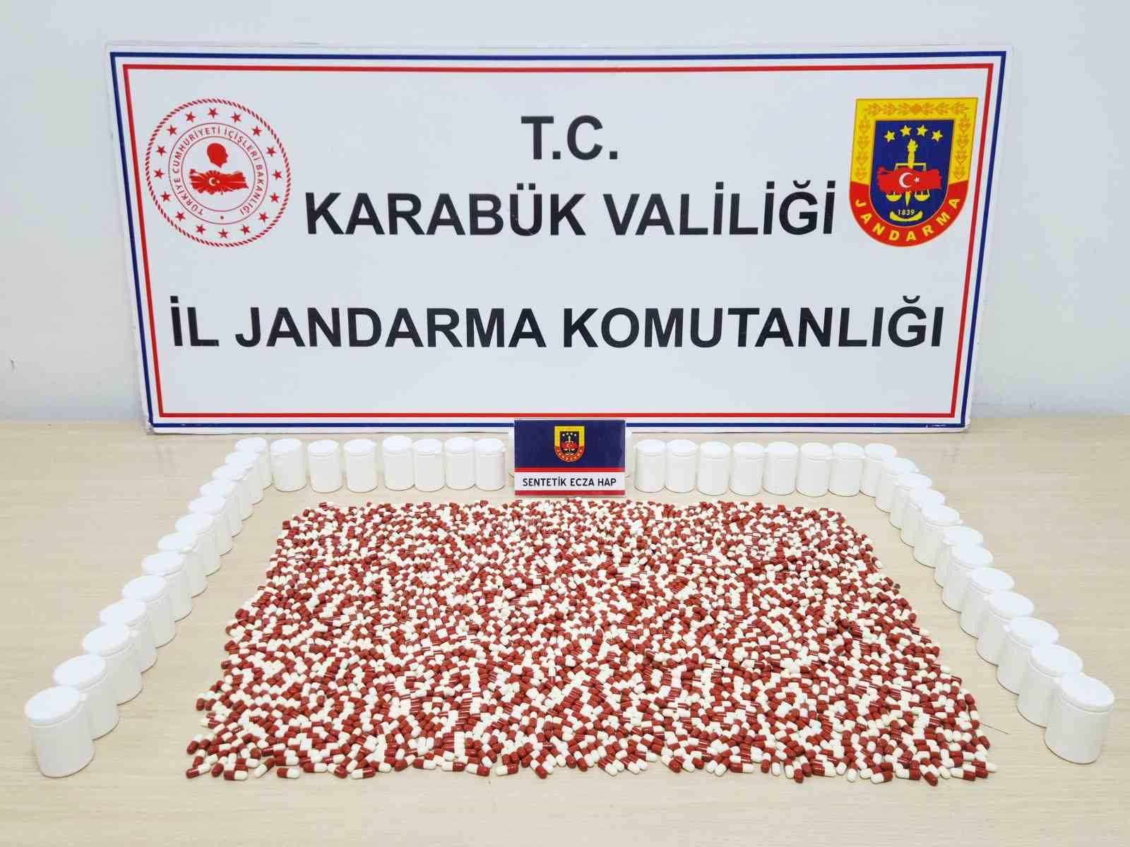 Karabük’te 2 bin 467 adet hap ele geçirildi
