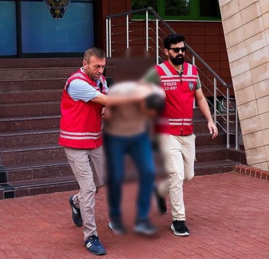 Dolandırıcılık ve tehditten 15 ilde aranan şahıs Isparta’da yakalandı