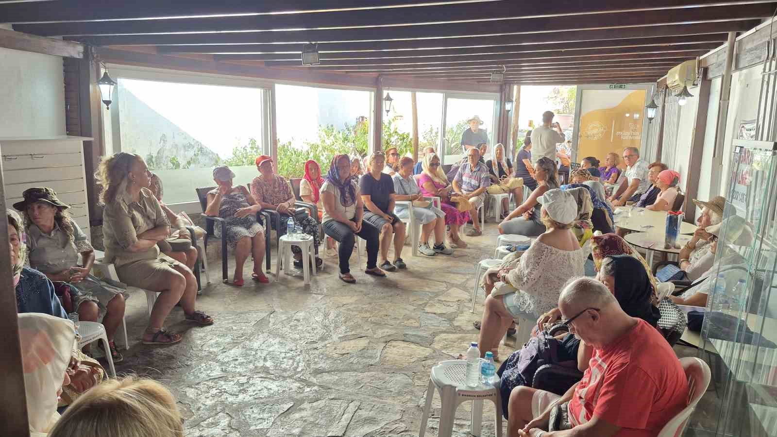 Zeki Müren, vefatının 29. yılında anıldı