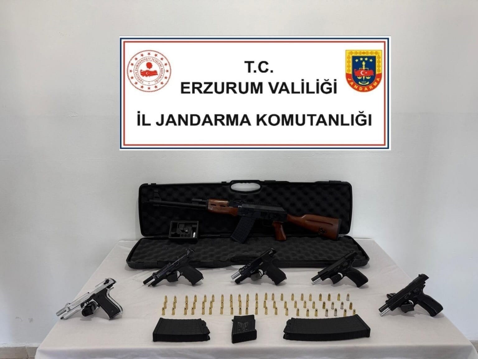 Düğünde havaya ateş açan 6 kişi yakalandı