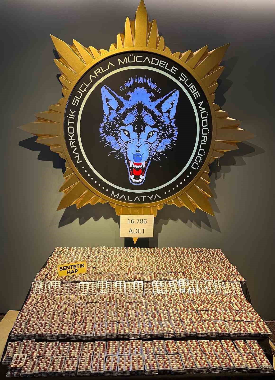 Malatya&rsquo;da zehir tacirlerine darbe: 26 tutuklama
