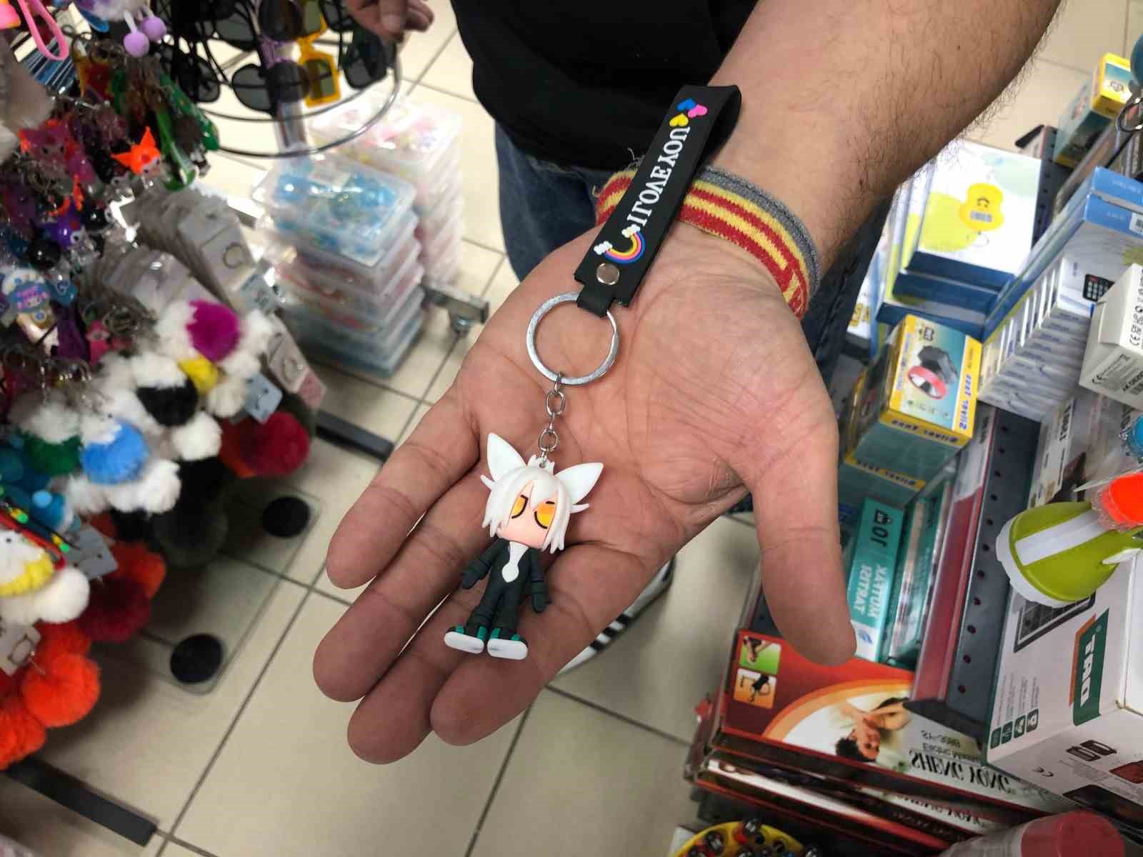 Animasyon karakterli anahtarlıklar gençlerin ilgi odağı