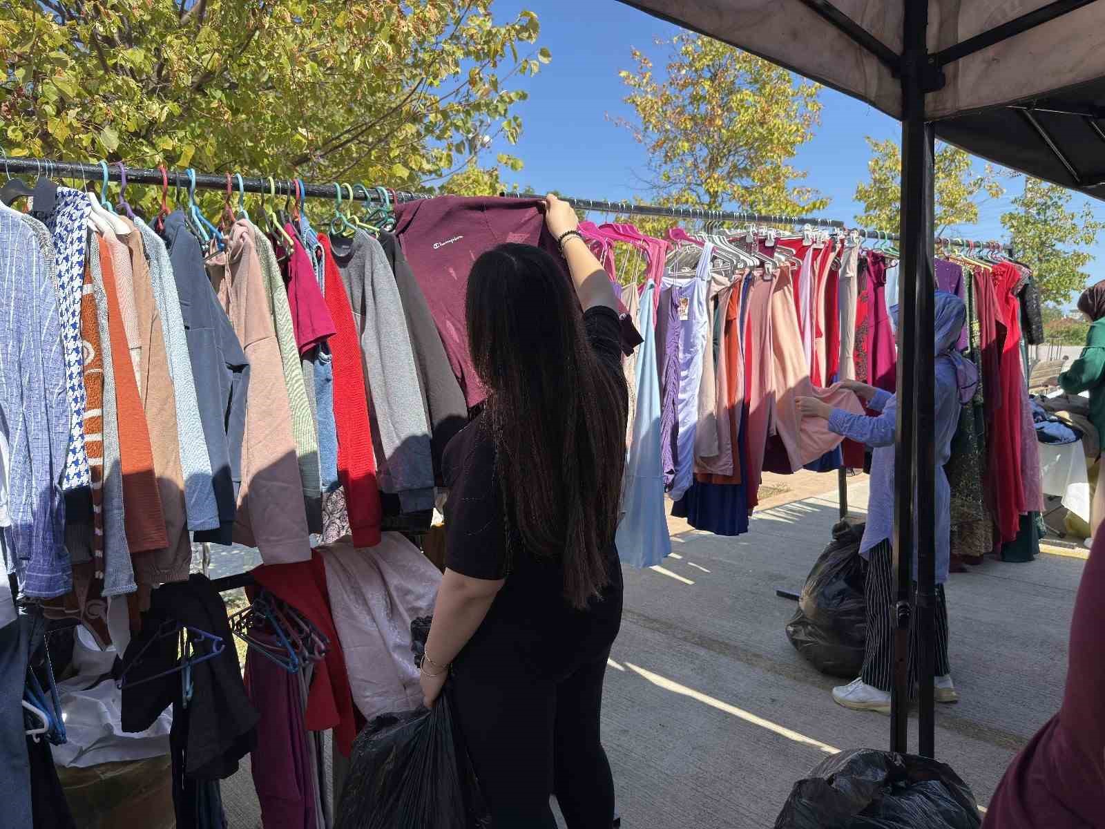 Atakum&rsquo;un gezici mağazası kırsal mahallelerde
