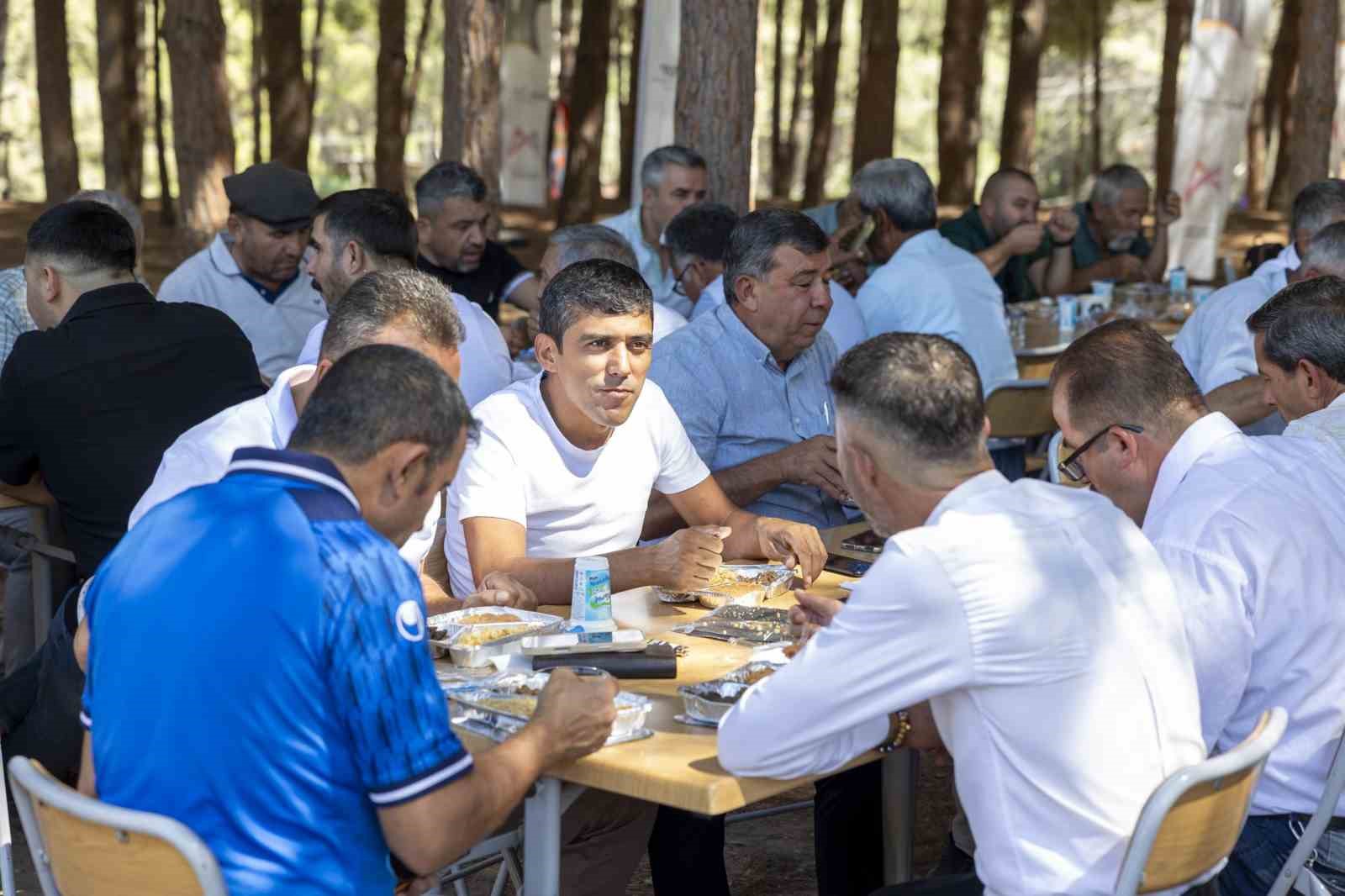 Mersinde muhtarlar hem stres att hem de sorunlarn paylat
