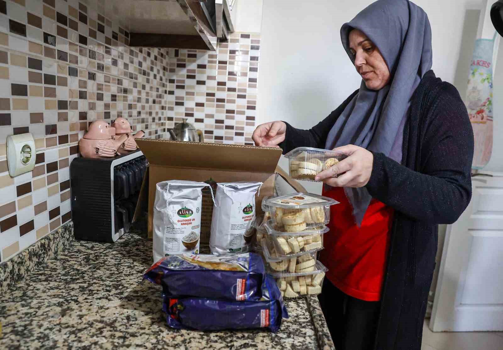 Antalya B&uuml;y&uuml;kşehir&rsquo;in &ccedil;&ouml;lyak hastalarına gıda yardımı s&uuml;r&uuml;yor
