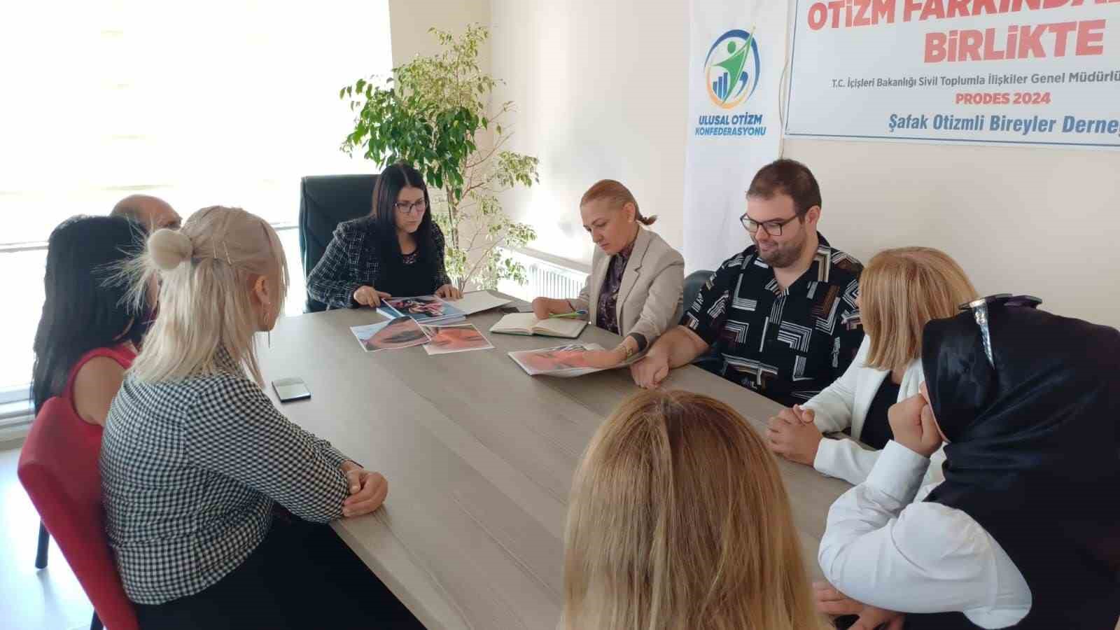 Otizmli bireylerin karşılaştıkları sorunlarla ilgili detaylı rapor hazırlandı