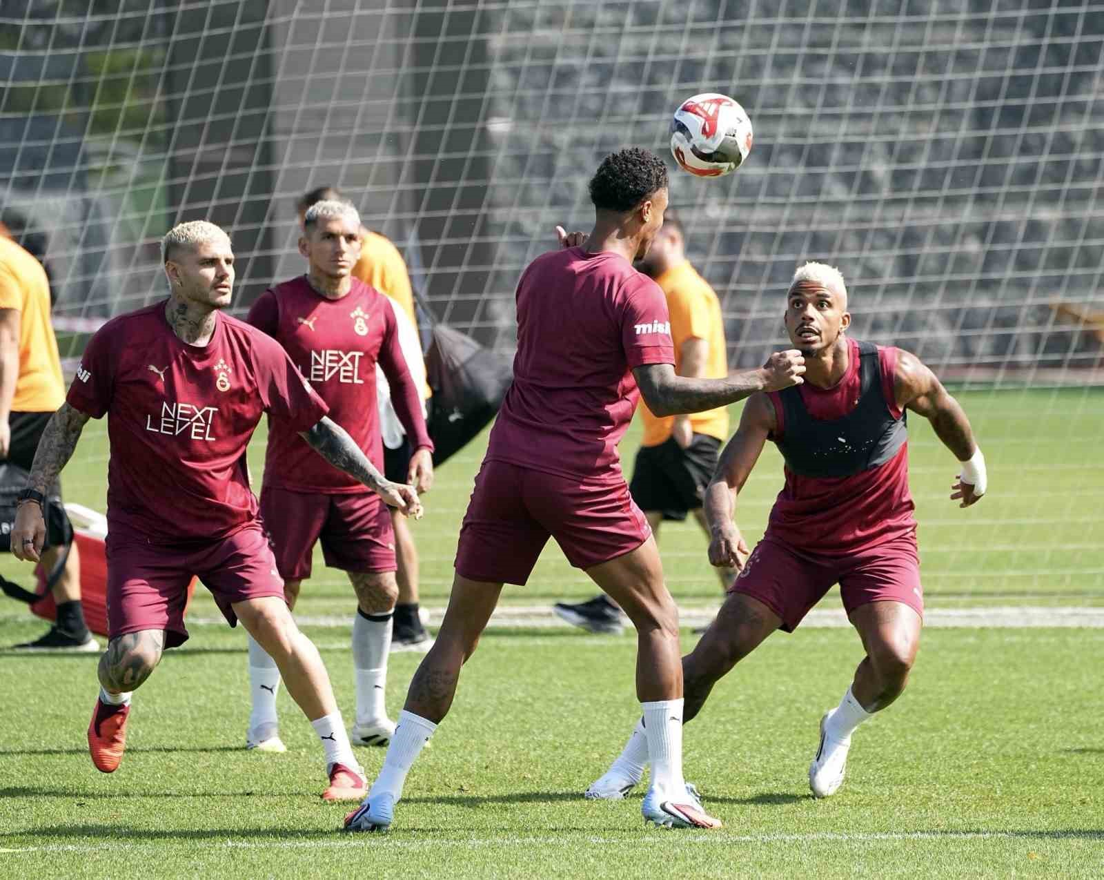 Galatasaray, Alanyaspor maçının hazırlıklarını tamamladı
