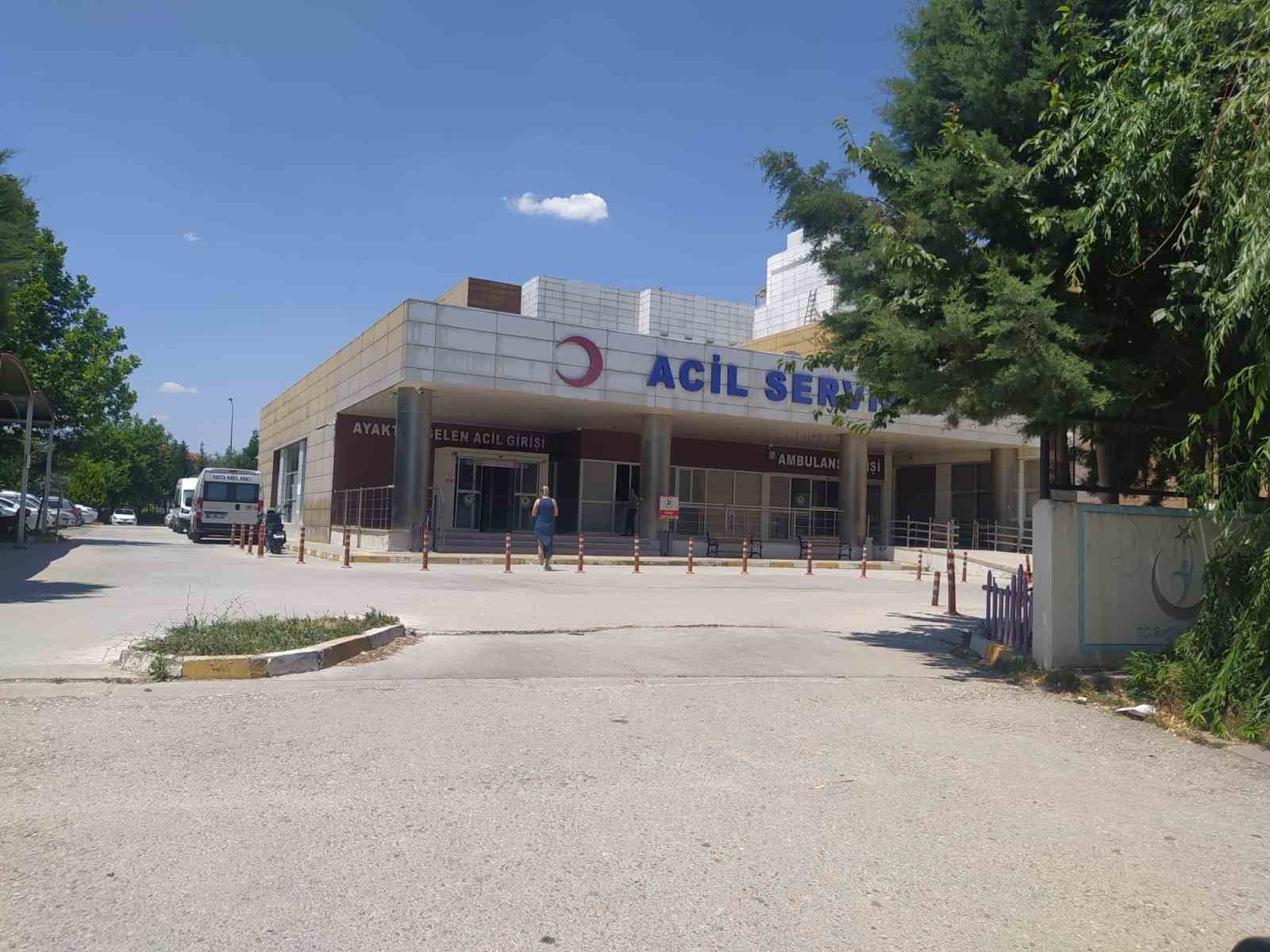 Çivril Devlet Hastanesinde zehirlenen hastane personel sayısı 78’e yükseldi